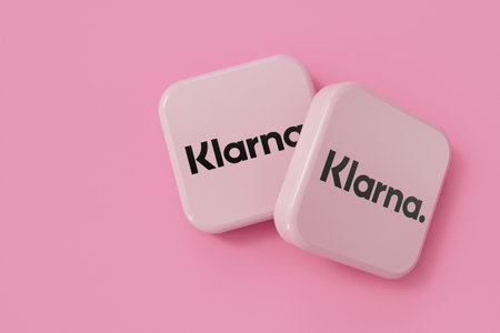 LONDON, UK - September 2023: Klarna online financial service provider company logo. 3D Renderingのeditorial素材