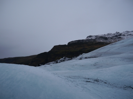 Snow on top of mountain, Iceland, Northern Europeの写真素材