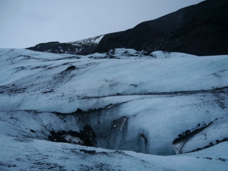 Snow on top of mountain, Iceland, Northern Europeの写真素材