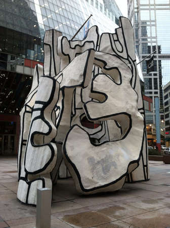 Modern art sculpture の素材
