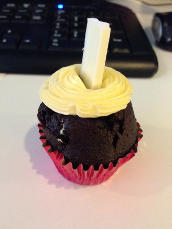 Delicious muffin with butter cream toppingの素材
