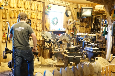 Wooden Shoe Factory   Knuffels のeditorial素材