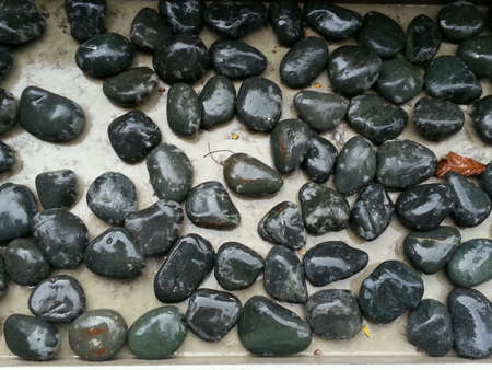 Pebbles on rainy dayの素材