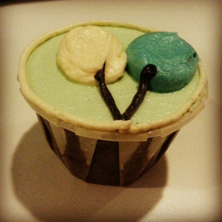 Cupcake for children under dim lightingの素材