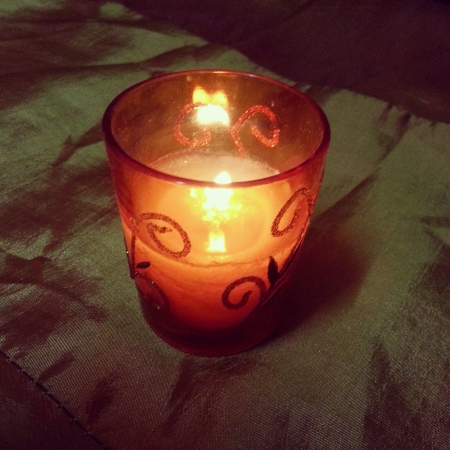 Lighted up fragrant candleの素材