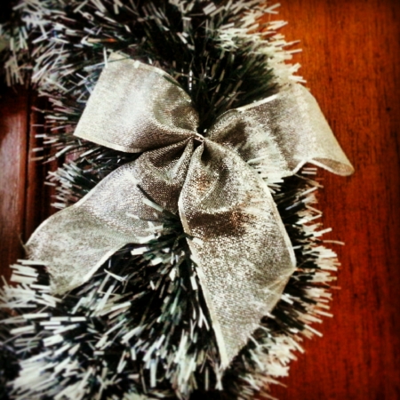 Close up of a silver ribbonの素材