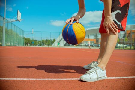 guy plays basketballの写真素材