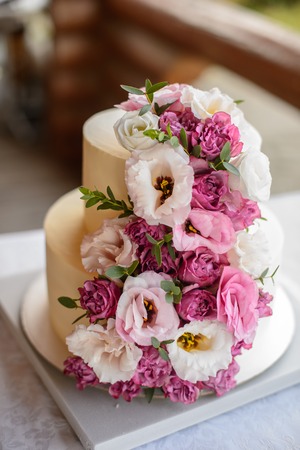 Wedding cake with flowers. Wedding Celebrationの写真素材