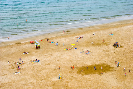 A rainy day at the beach in Riminiのeditorial素材