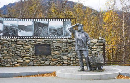 The monument dedicated to the labor feat of the builders of the Chui tract is installed on the mountain pass Chike-Taman.のeditorial素材