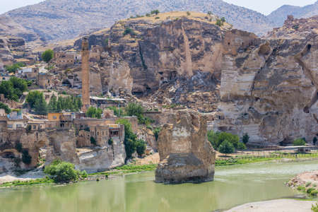 Panoramic view of the Old Tigris Bridge and the Great Central Mosque in town Hasankeyf  Turkeyの写真素材