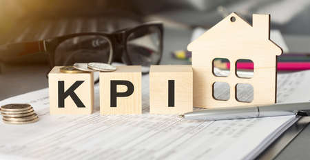 KPI Word Written In Wooden Blocks, Key Performance Indicatorの写真素材