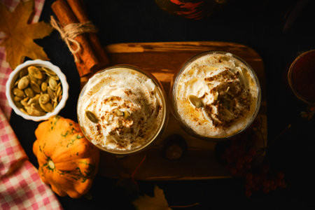 Autumn Hot spicy drink for Halloween or Thanksgiving.の写真素材