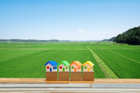 Miniature housing