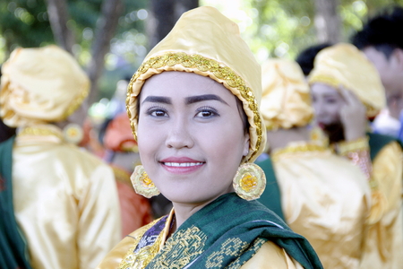 MANILA APRIL 16: Contingent in The Aliwan Fiesta on April 16, 2016 in Manila, Philippines.  Aliwan celebrated with cultural presentation & street dance competition.のeditorial素材
