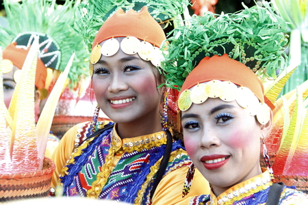 MANILA APRIL 16: Contingent in The Aliwan Fiesta on April 16, 2016 in Manila, Philippines.  Aliwan celebrated with cultural presentation & street dance competition.のeditorial素材