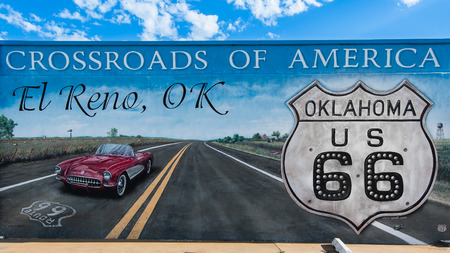 EL RENO, OK USA - MAY 8, 2013   Crossroads of America  mural, on Route 66  Artist  Chris Smallのeditorial素材