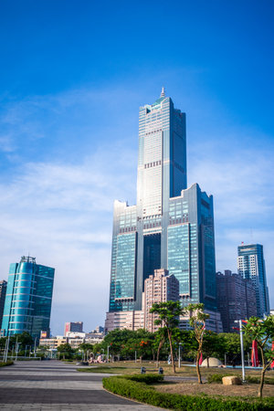 Kaohsiung City, Taiwan - June 8, 2018: 85 sky tower was photographed at Shin Kong Ferryのeditorial素材