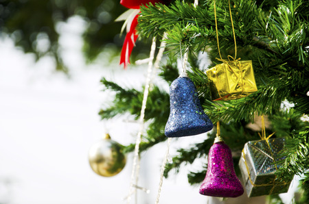 Image of the device used to decorate Christmas trees 