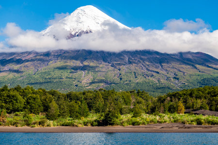 Sailing Lake Todos los Santos, from Petrohue port - Chile - Andean Crossing. High quality photoの写真素材