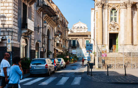 Catania, Sicily, Italy â august 14, 2018: view of the street in the historical part of the city, old buildings in the Barocoo style, traditional architectureのeditorial素材