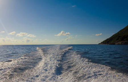 Sea Waves Sunlightの写真素材