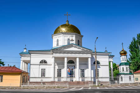 Kherson, Ukraine - July 22, 2020: Holy Spirit Cathedral in Kherson. Svyatoduhivskyy Cathedral (Church is imported) on Preobrazhenska  street on a sunny summer dayのeditorial素材