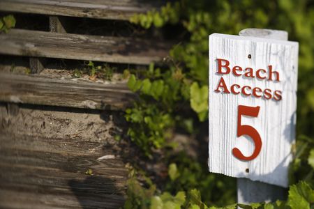 Beach access sign on Bald Head Island, North Carolina.の写真素材