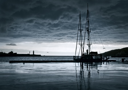 Winter coastline before the storm on the sea