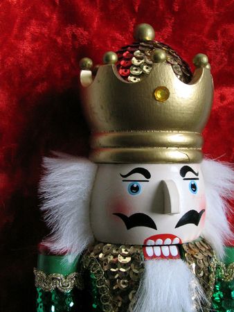 Nutgracker with gold crown