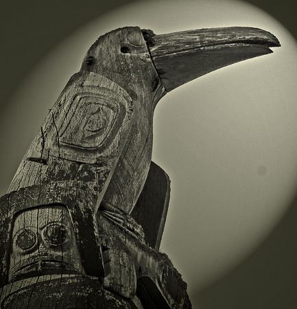 Raven totem poleの写真素材