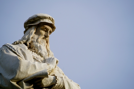 head of Leonardo da Vinci in front of a perfect blue skyのeditorial素材