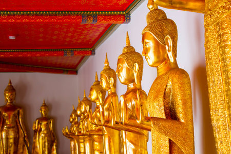 Thai art architecture in Wat Phra Chetupon Vimolmangklararm (Wat Pho) temple in Thailand.のeditorial素材