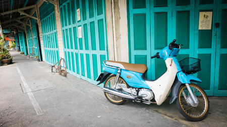 Bangkok, Thailand - September 9, 2016:  Classic door in chinatown (Yaowarat) Road,the main street in Chinatown, once of Bangkok landmark .のeditorial素材