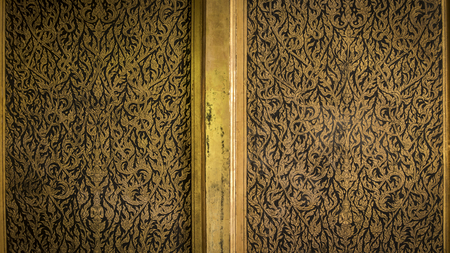 Bangkok, Thailand - SEPTEMBER 19, 2016 :Thai door art architecture in Tripitaka Hall ,Wat Rakhang Khositaram ( Publice temple) In Bangkok ,Thailand.のeditorial素材