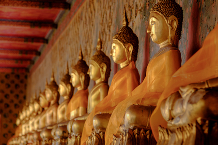 Row of golden buddha statue at Wat Arun, Bangkok Thailand. Landmark of Thailand and asia.のeditorial素材