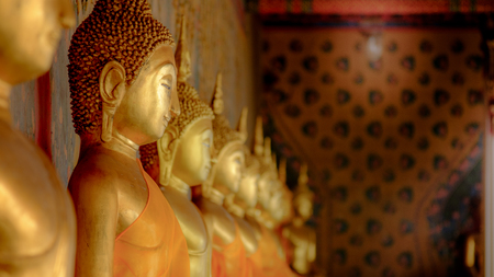 Row of golden buddha statue at Wat Arun, Bangkok Thailand. Landmark of Thailand and asia.のeditorial素材