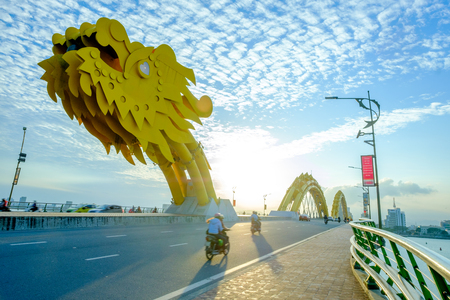 Da Nang, Vietnam -  10 May 2018: Dragon bridge  of Han river in Vietnam.のeditorial素材