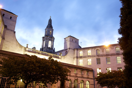 Leeds City centre one of the northern power house cities at nightの写真素材