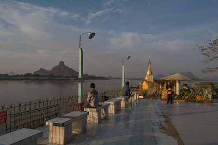 Pha An Burma. Myanmarのeditorial素材