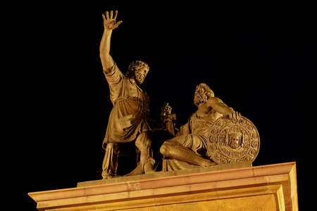 Nizhny Novgorod, Russia - September 15, 2019. Monument to Minin and Pozharsky in the night illumination.のeditorial素材
