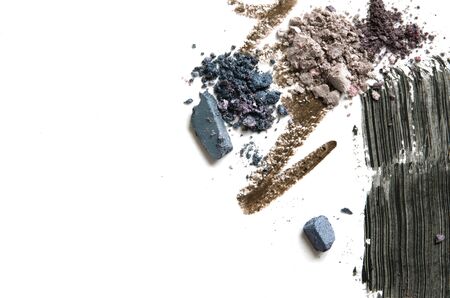 Makeup, cosmetic brush strokes on white background. Mascara, crushed eyeshadow. - Imageの写真素材