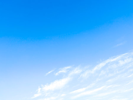 tthere are soft fluffy clouds in the skyhere are soft fluffy clouds in the skyの写真素材