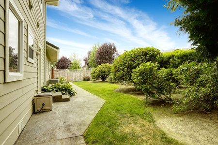 Backyard garden. Walkout deck. Real estate in Federal Way, WA