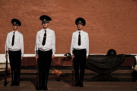 MOSCOW, RUSSIA - JULY 11 2021: Changing of the guard at the tomb of the unknown soldierのeditorial素材