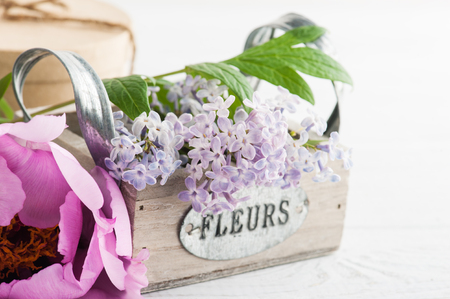 Lilac flowers closeup. Sign in french Flowersの写真素材