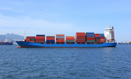Cargo container ship in Izmir bay, Turkeyの写真素材
