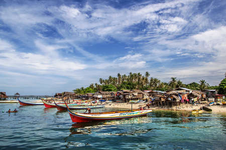 Mabul is small island neaby Borneo, Malaysiaのeditorial素材