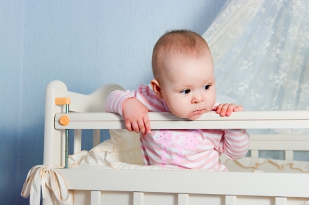  The image of the child in children's to a bed
の写真素材