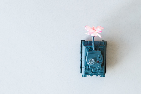 war machine with a flower in the backの写真素材